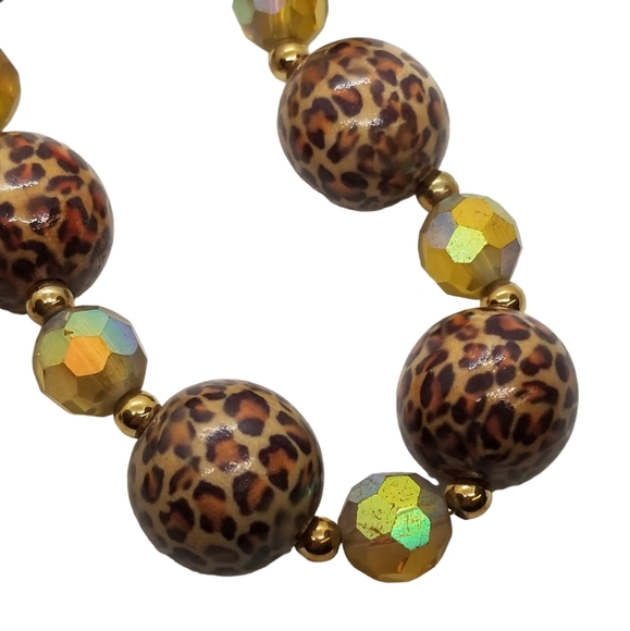 JOAN RIVERS VINTAGE CHETTAH PRINT & AURORA BOREALIS CRYSTAL BEAD NECKLACE - Picture 4 of 7